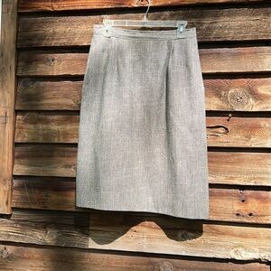 Walden place Vintage Black and Cream Midi Skirt fully lined with pocket